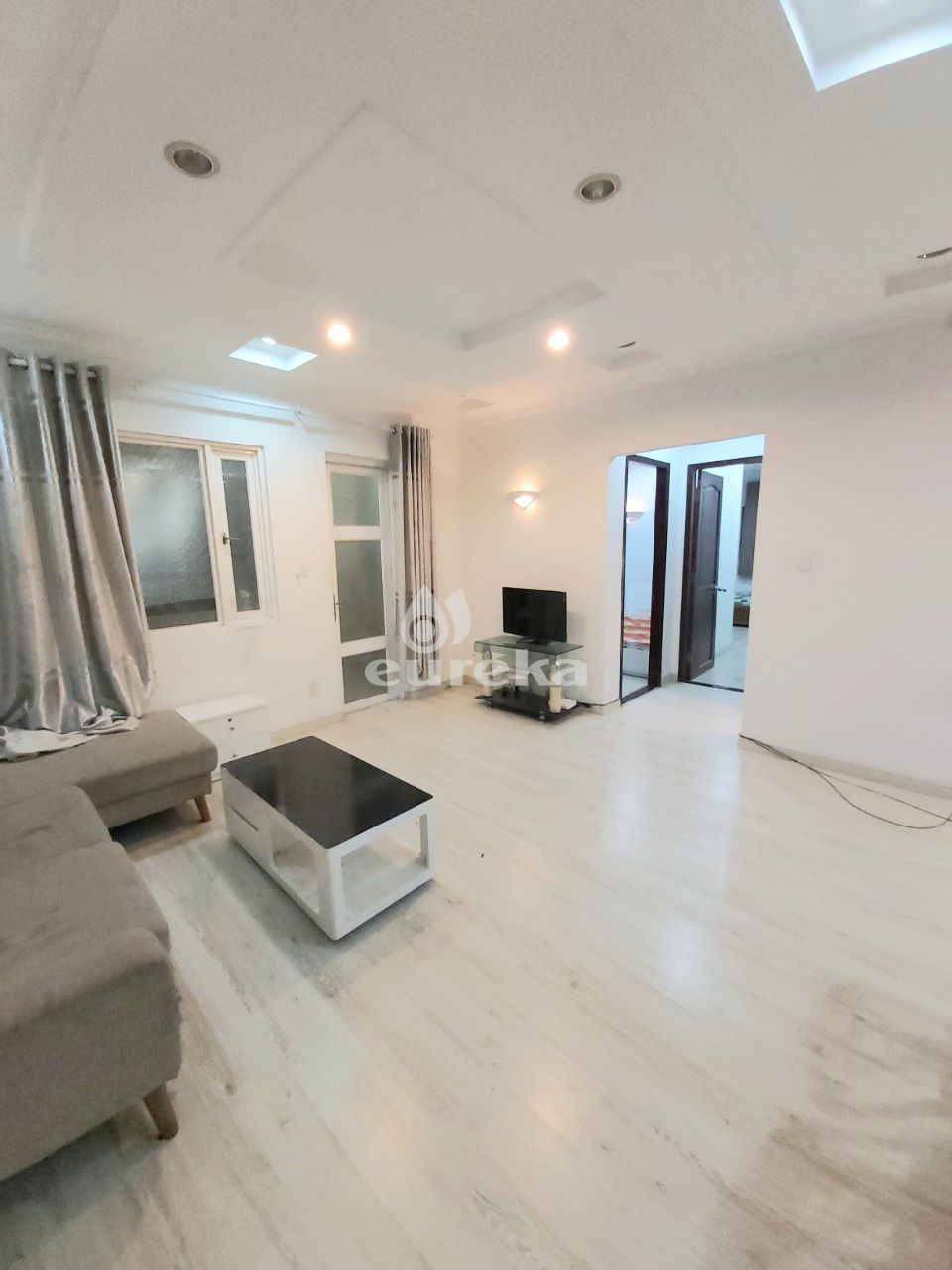 Apartment For Rent In  Khanh Hoi 2