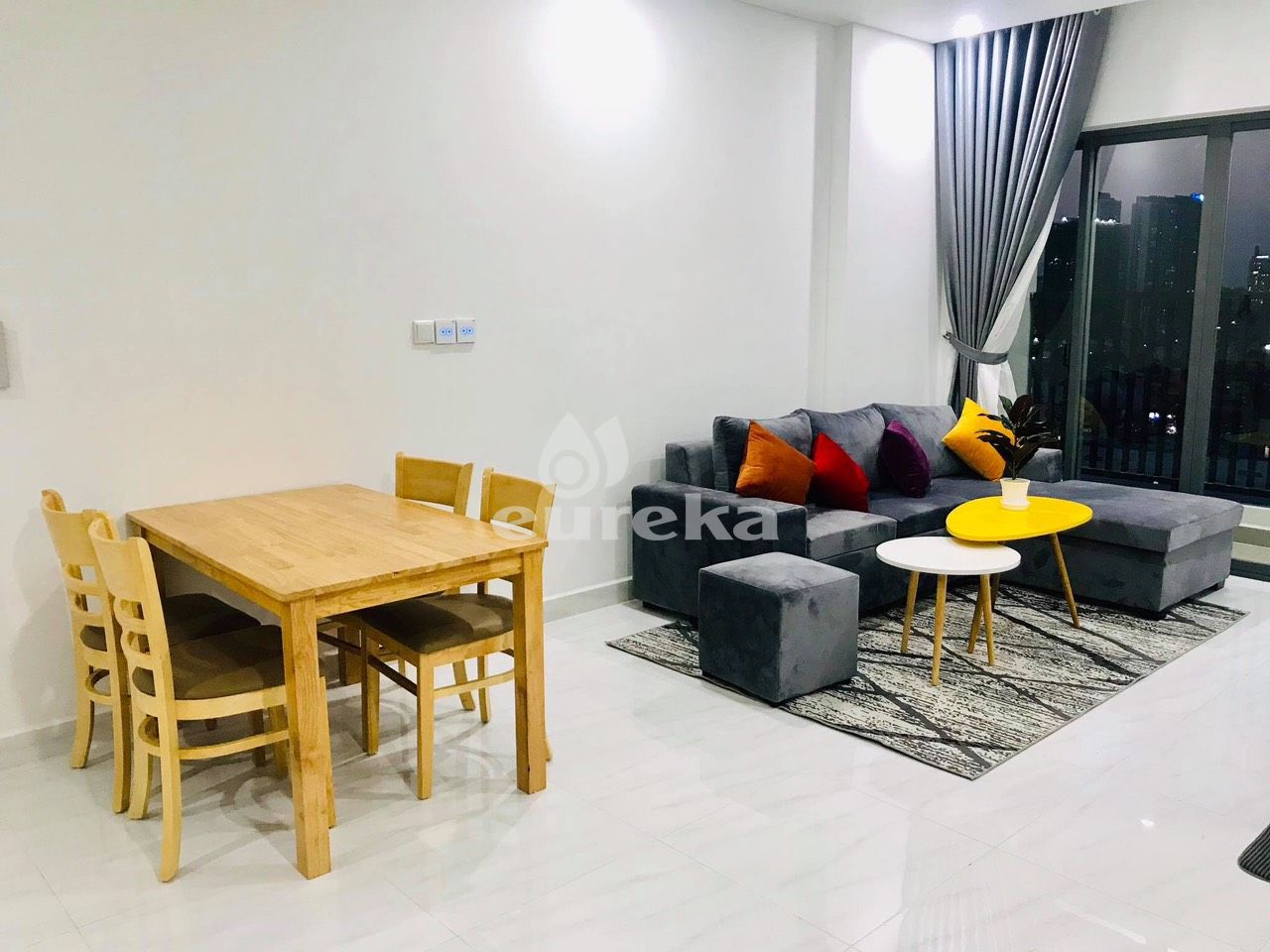 Apartment For Rent In  CC Minh Thanh