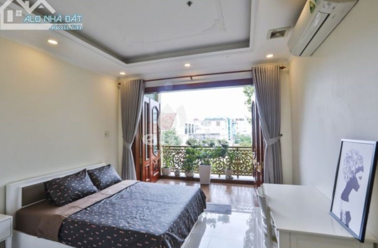 Apartment For Rent In  Trần Quang Khải - D1/564