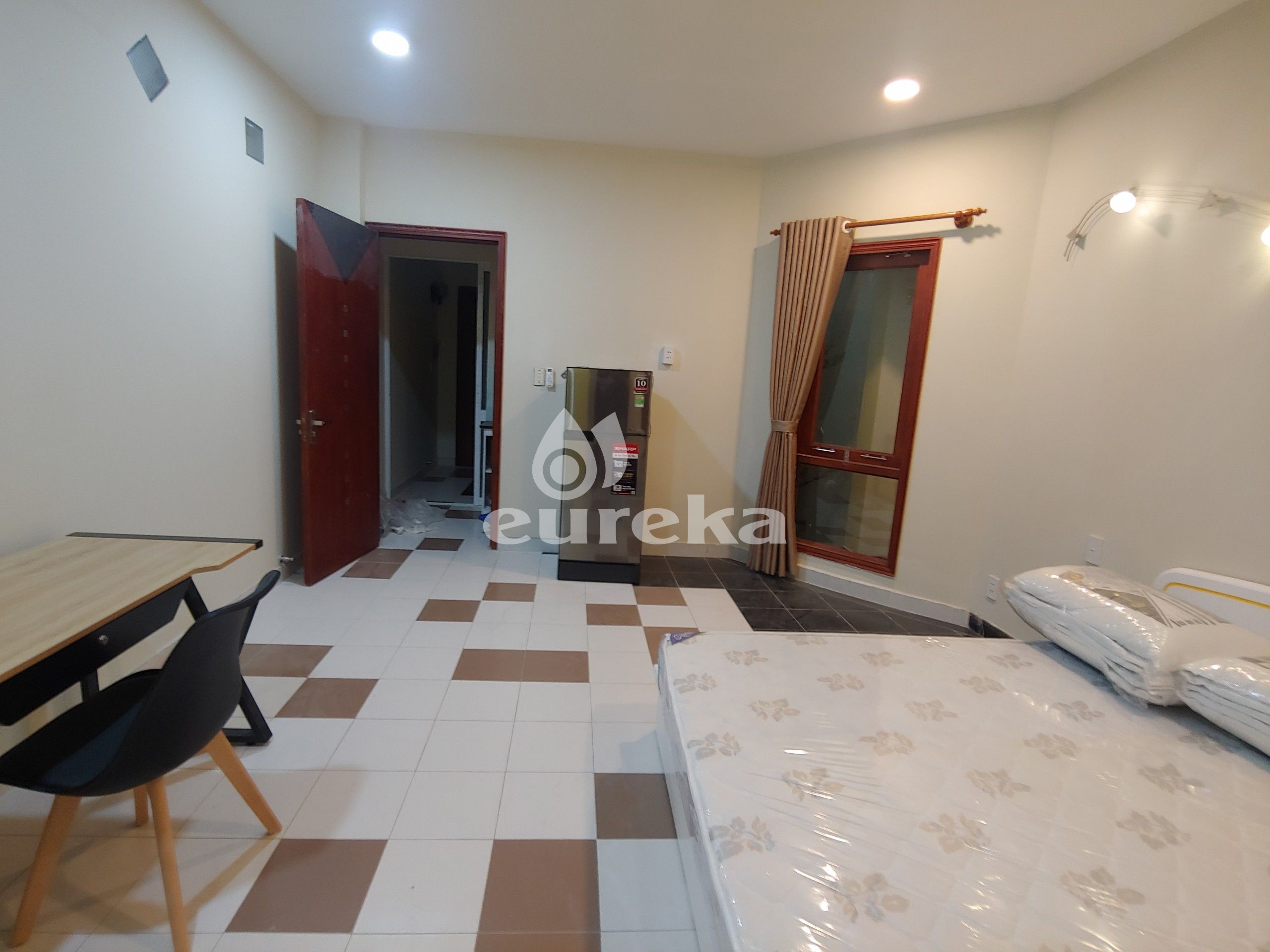 Apartment For Rent In  Pham Ngoc Thach