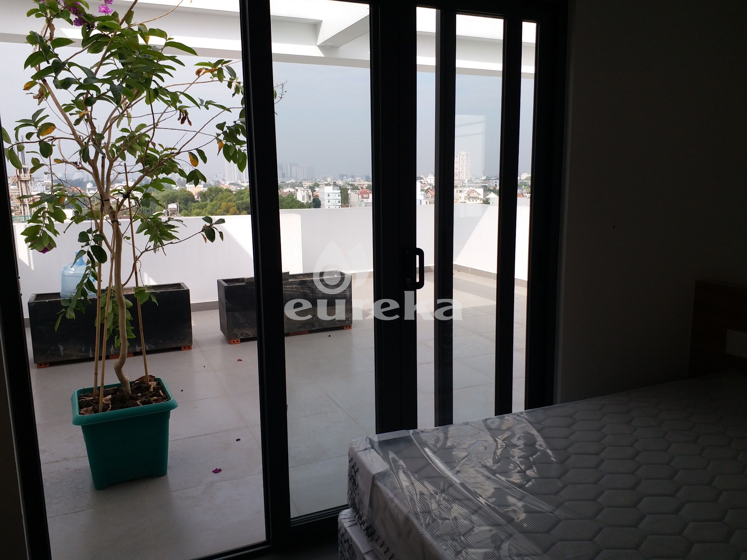 Apartment For Rent In  Quoc Huong