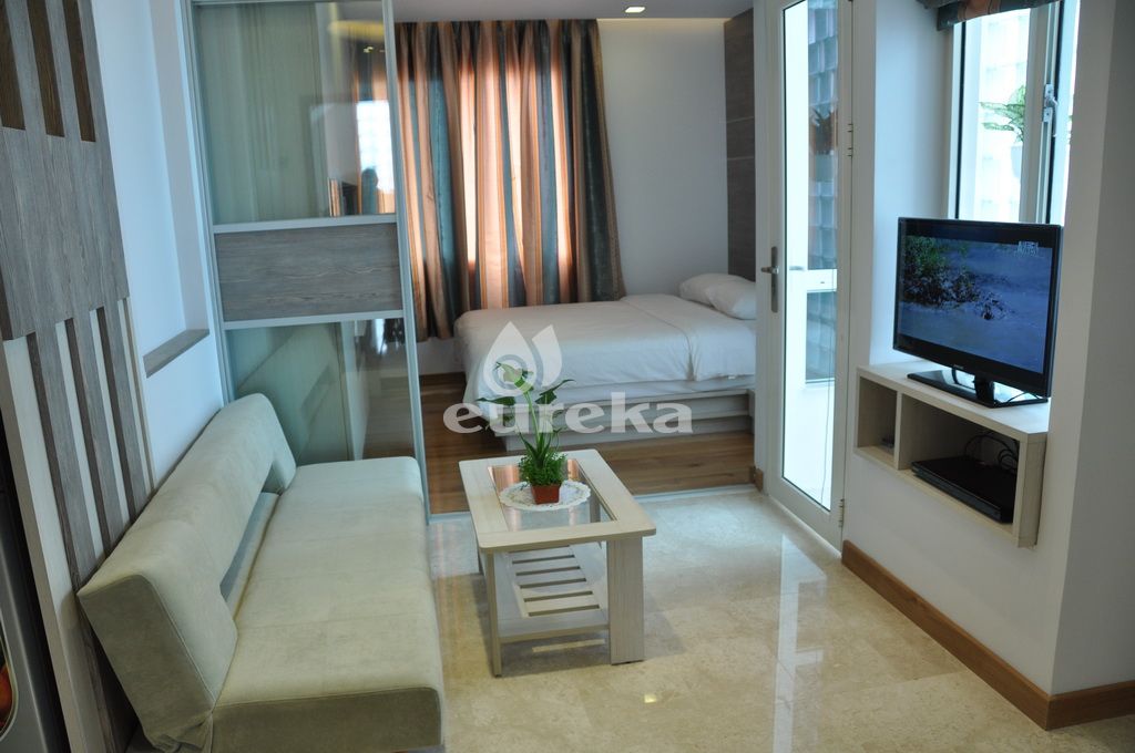 Apartment For Rent In  Le Van Sy