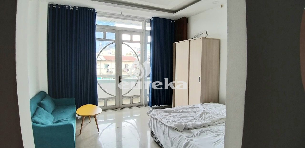 Apartment For Rent In Nguyen Thai Hoc - D1/700