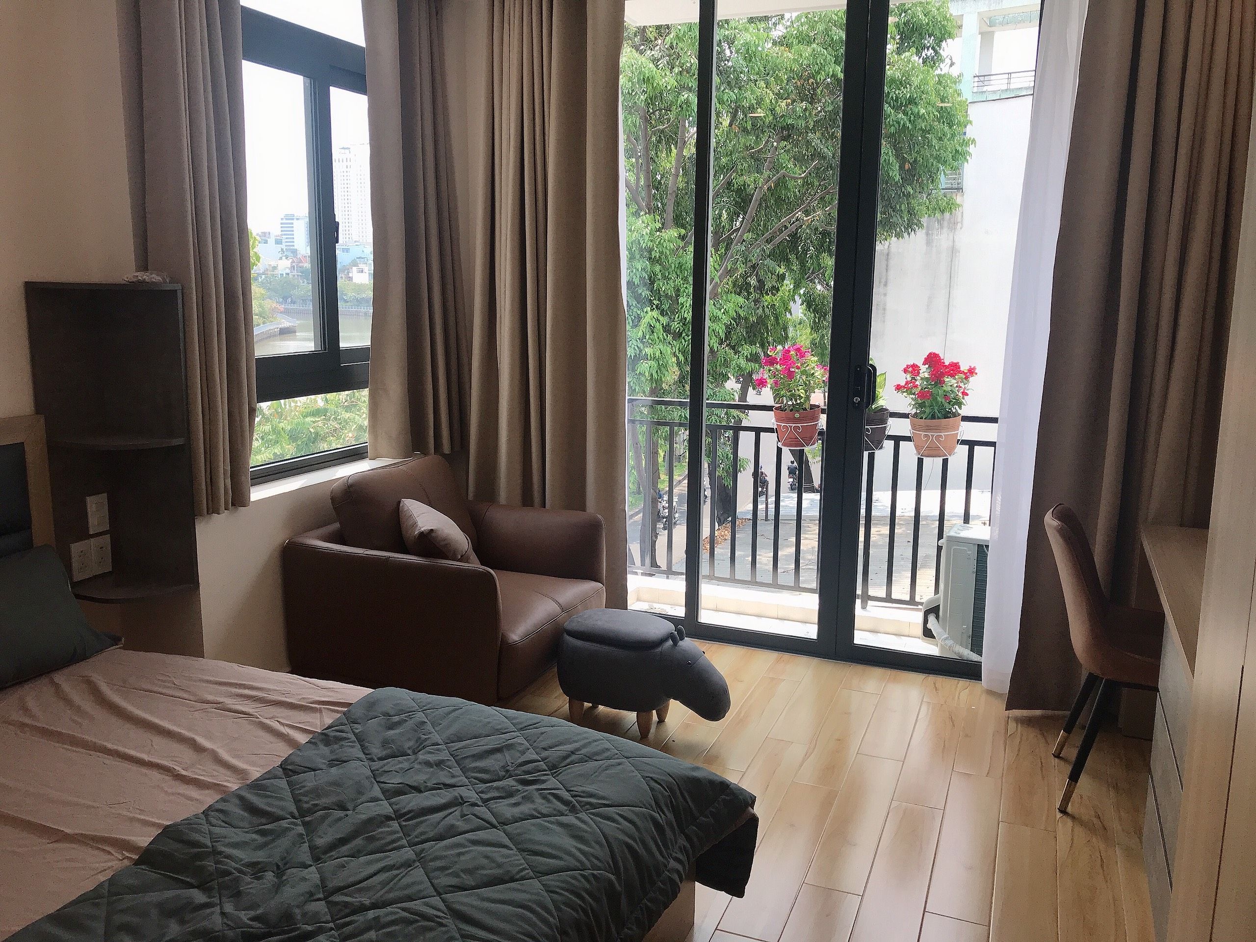 Apartment For Rent In  Truong Sa