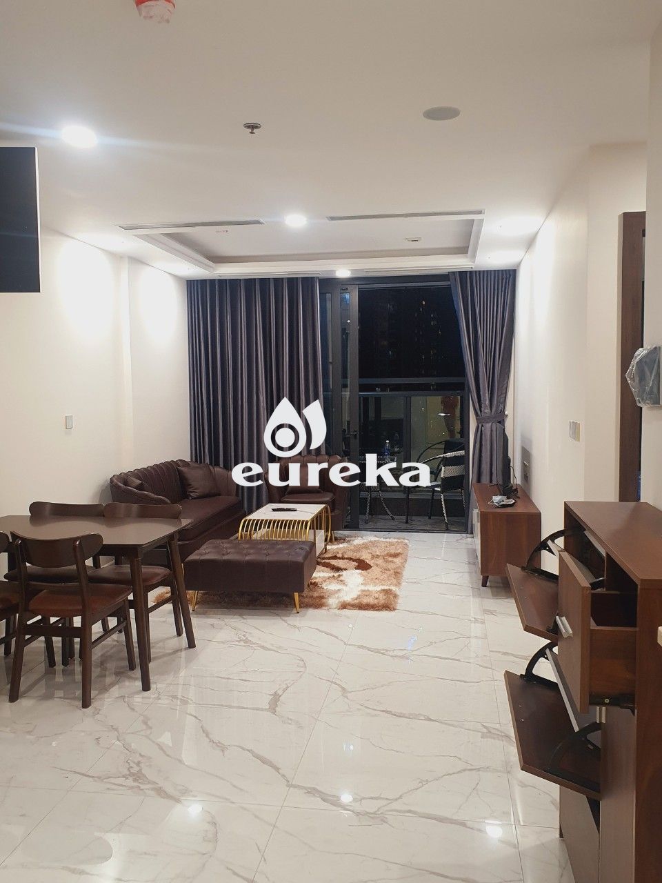 Apartment For Rent In Sunshine City - D7/169